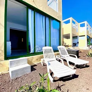 appartamento-vista-mare-accogliente-con-piscina.in-canary-islands.com/